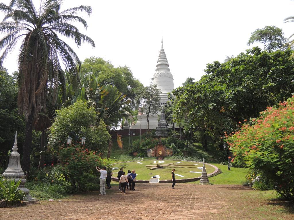 Number 9 Hotel Phnom Penh Dış mekan fotoğraf