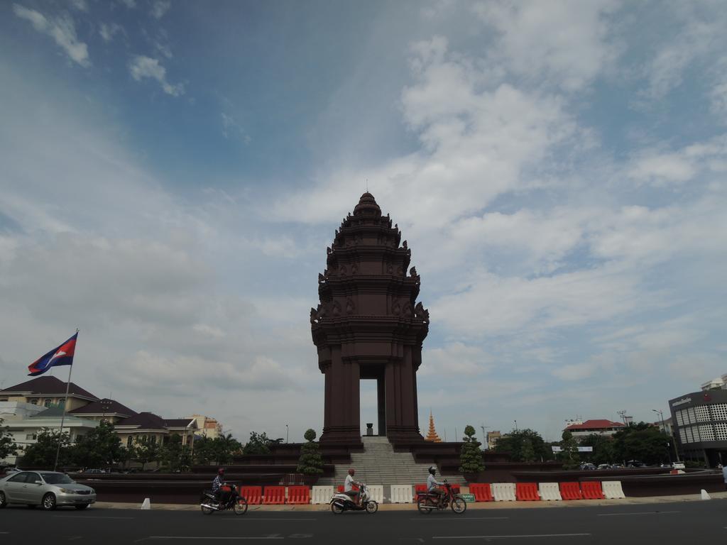 Number 9 Hotel Phnom Penh Dış mekan fotoğraf