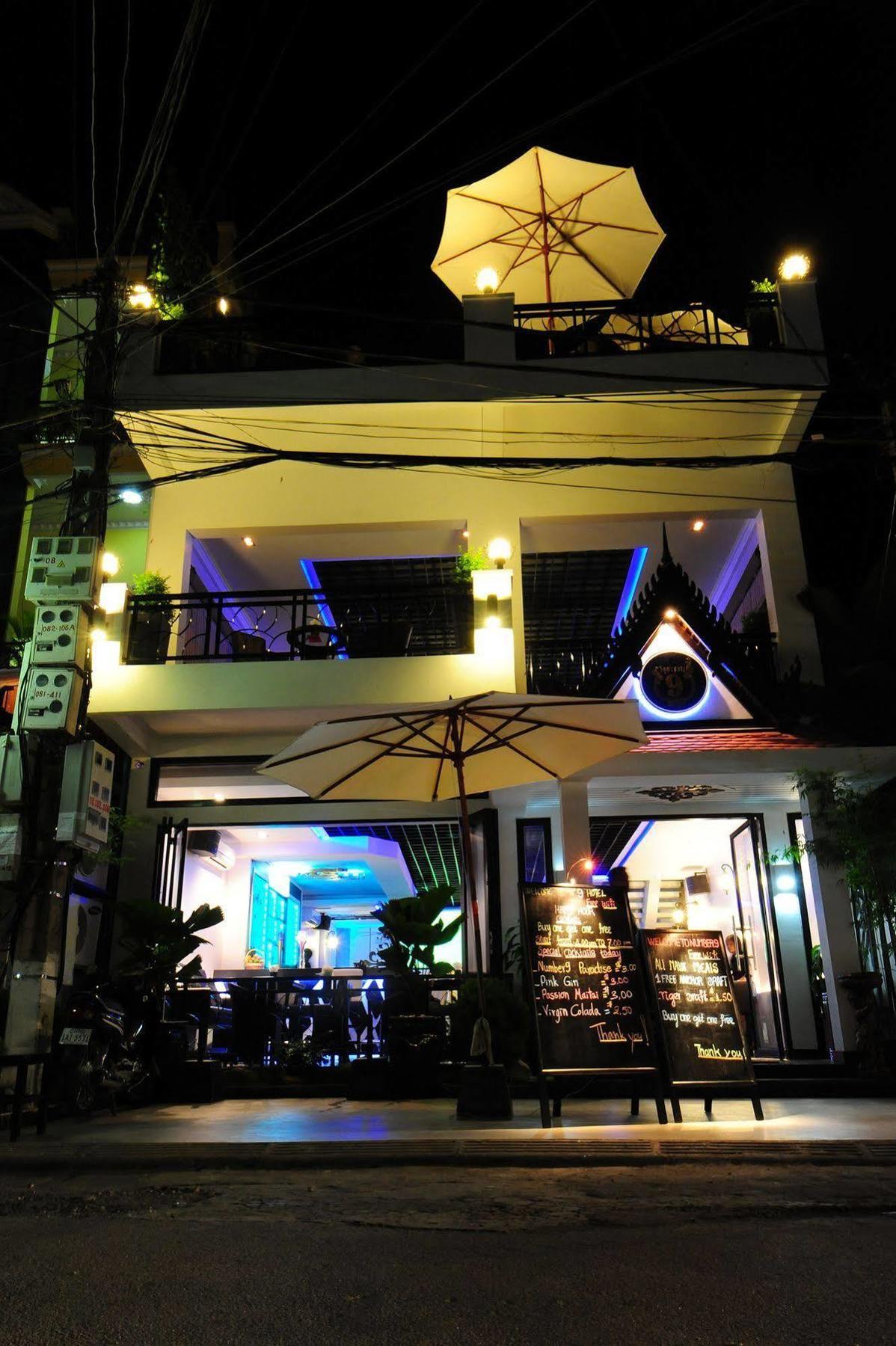 Number 9 Hotel Phnom Penh Dış mekan fotoğraf