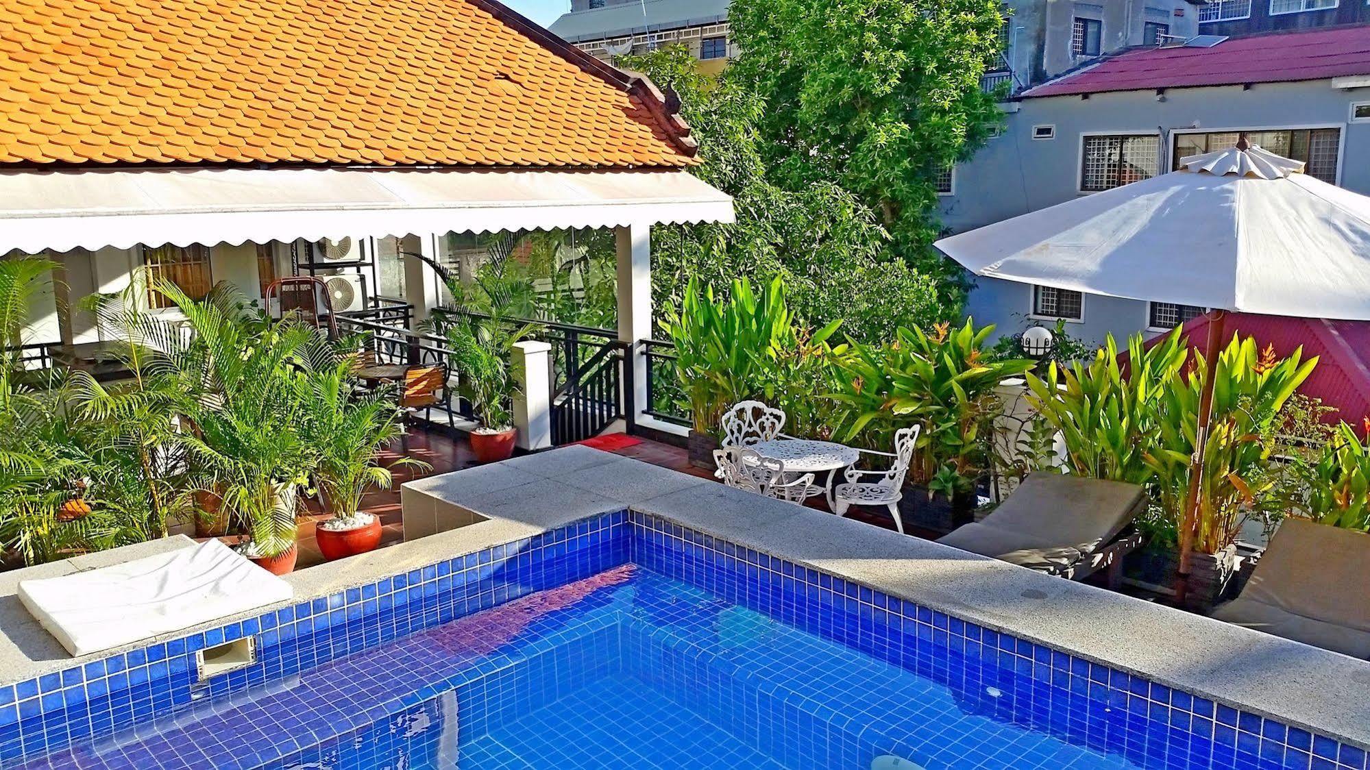 Number 9 Hotel Phnom Penh Dış mekan fotoğraf